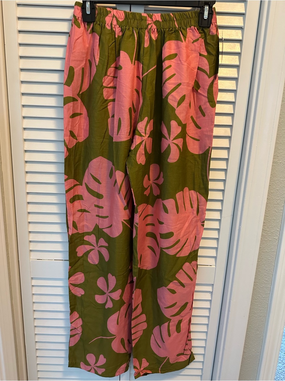 Tropical Print Wide-Leg Pants in Olive + Pink